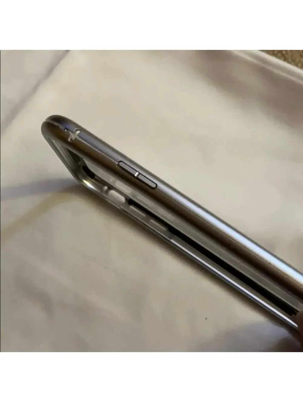 iPhone X/Xs Max clear w silver border